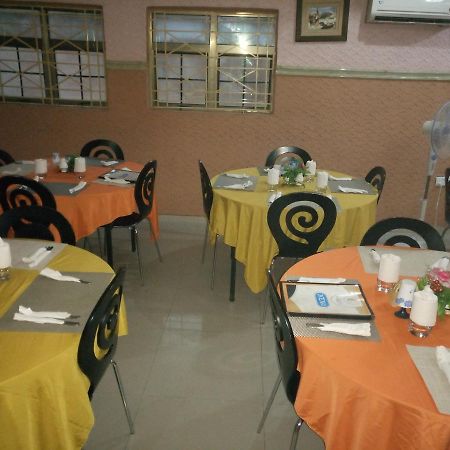 Glorious Hotel & Suites Ikotun Kültér fotó