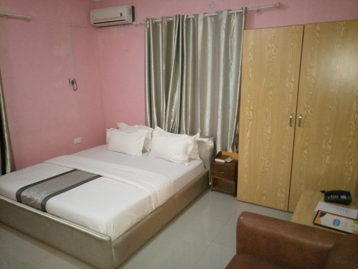 Glorious Hotel & Suites Ikotun Kültér fotó